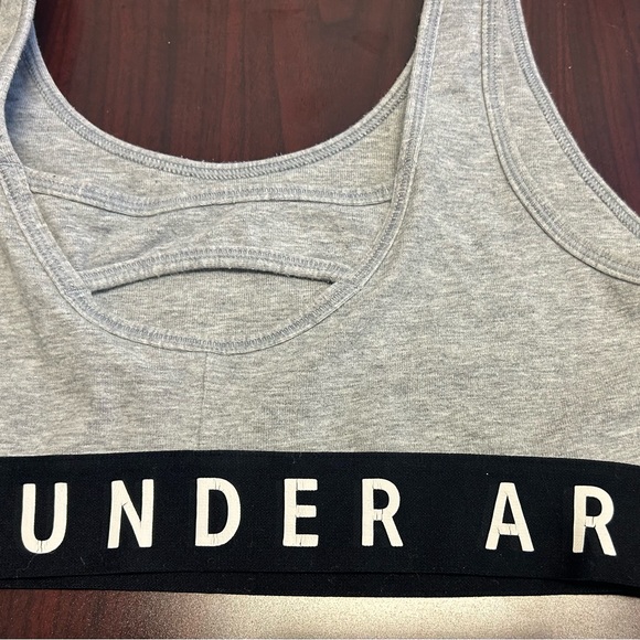 Under Armour Fitted Sports Bra Sz XSmall - Picture 12 of 13